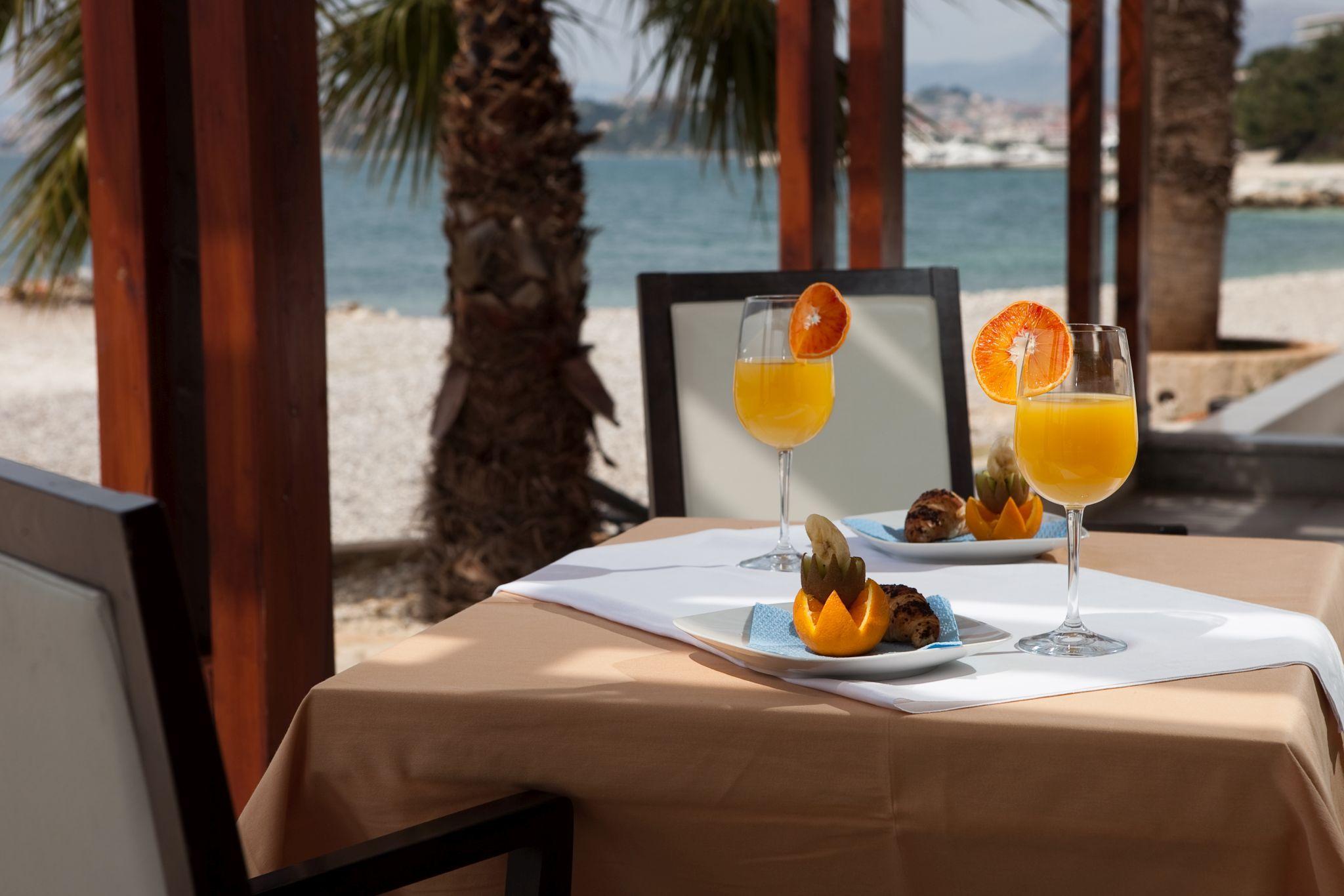Hotel Gala Split بودْسْتغانا المظهر الخارجي الصورة