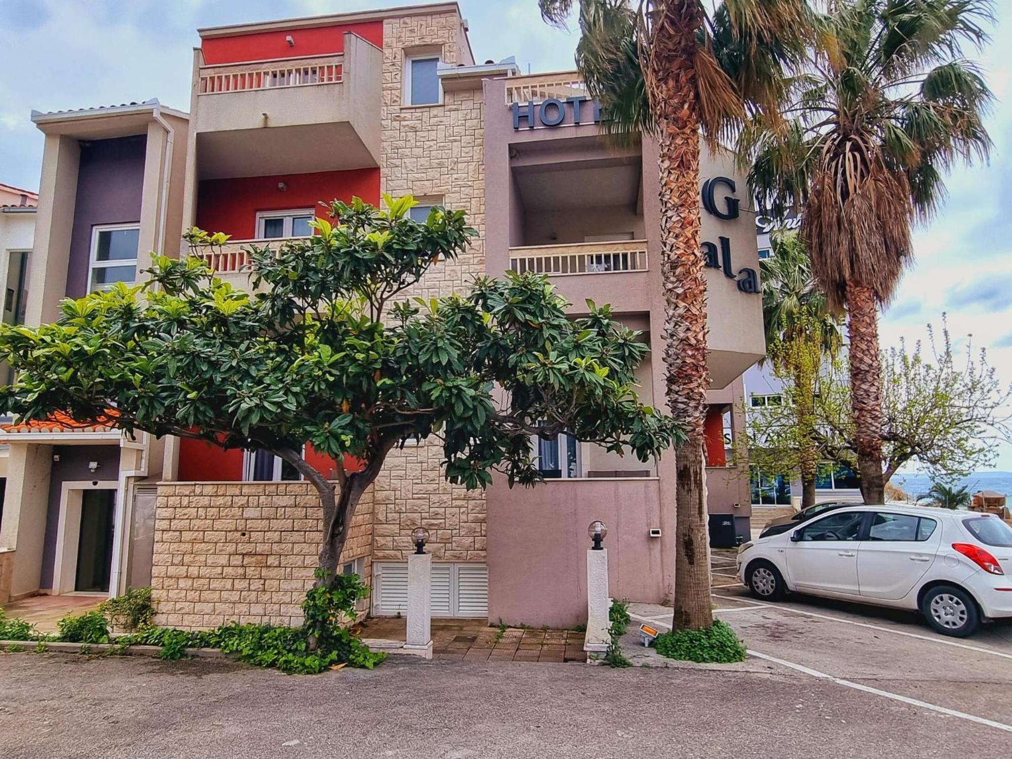 Hotel Gala Split بودْسْتغانا المظهر الخارجي الصورة