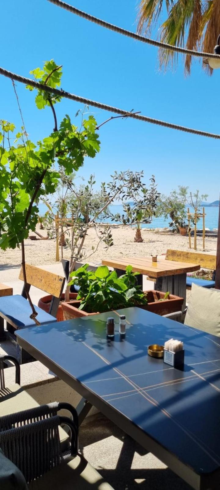 Hotel Gala Split بودْسْتغانا المظهر الخارجي الصورة