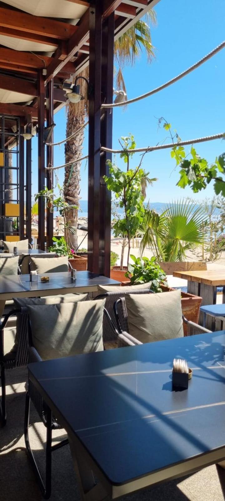 Hotel Gala Split بودْسْتغانا المظهر الخارجي الصورة