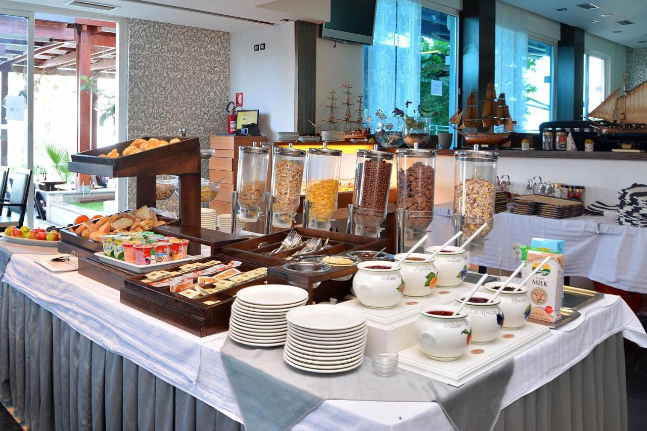 Hotel Gala Split بودْسْتغانا المظهر الخارجي الصورة